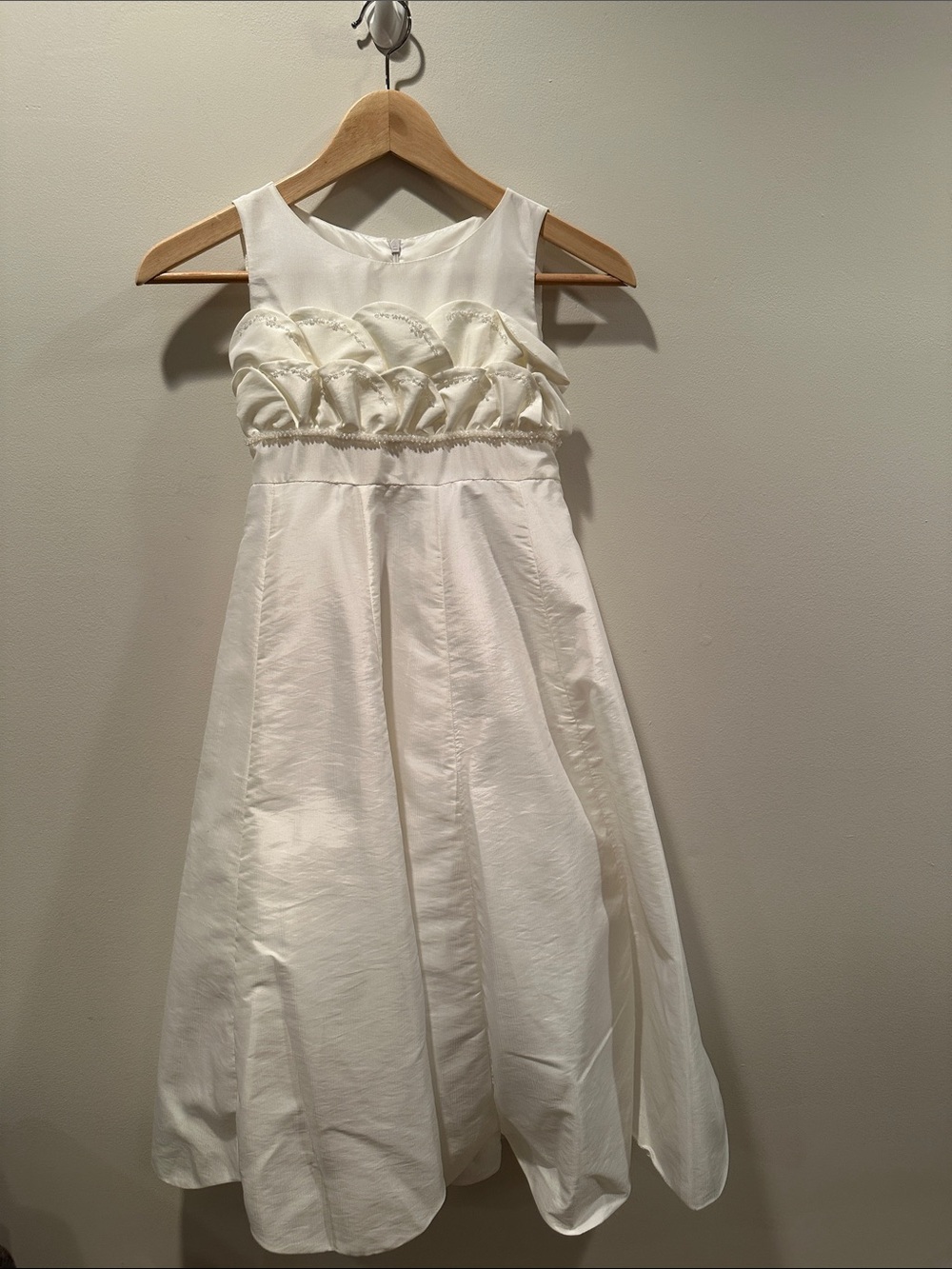 Isobella & Chloe Ivory Rosette Bodice Formal Dress